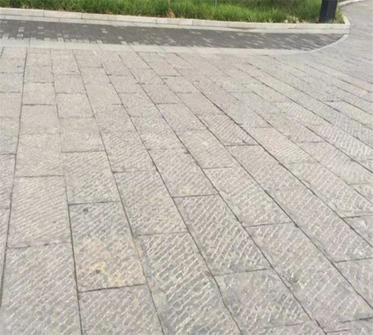 青石板